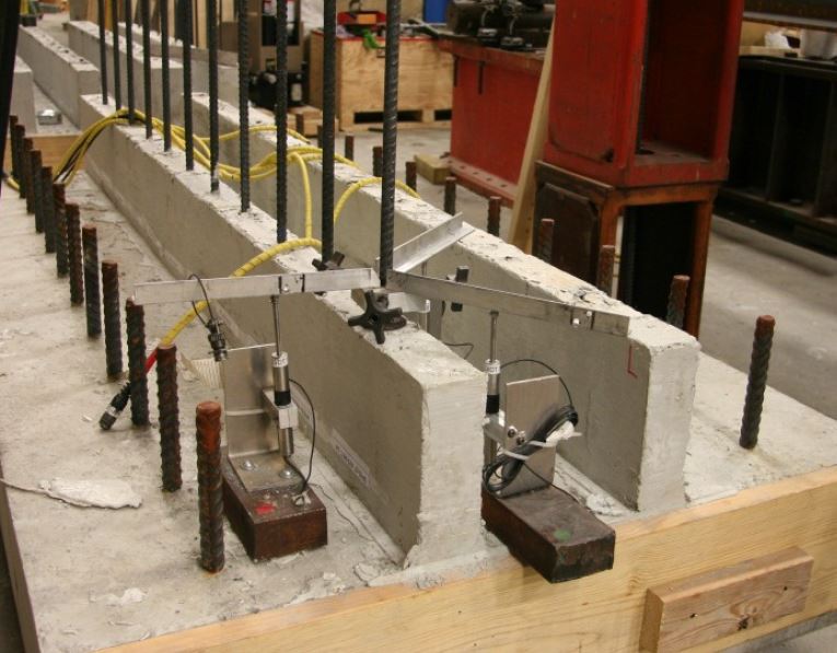 Bond Behavior of Reinforcing Steel in Ultra-High Performance Concrete